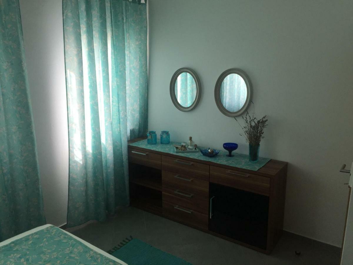 Apartment Vila Lina วีร์ ภายนอก รูปภาพ
